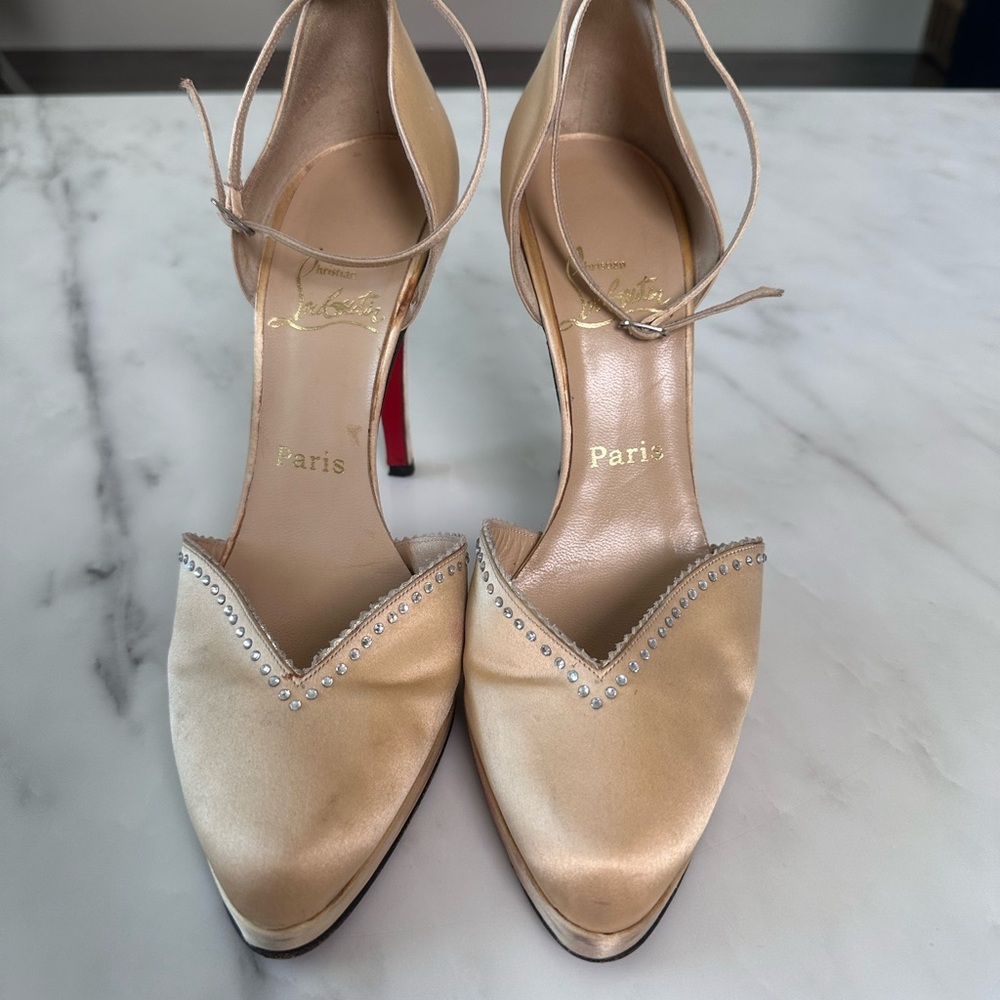Christian Louboutin Women's gold Satin Heels